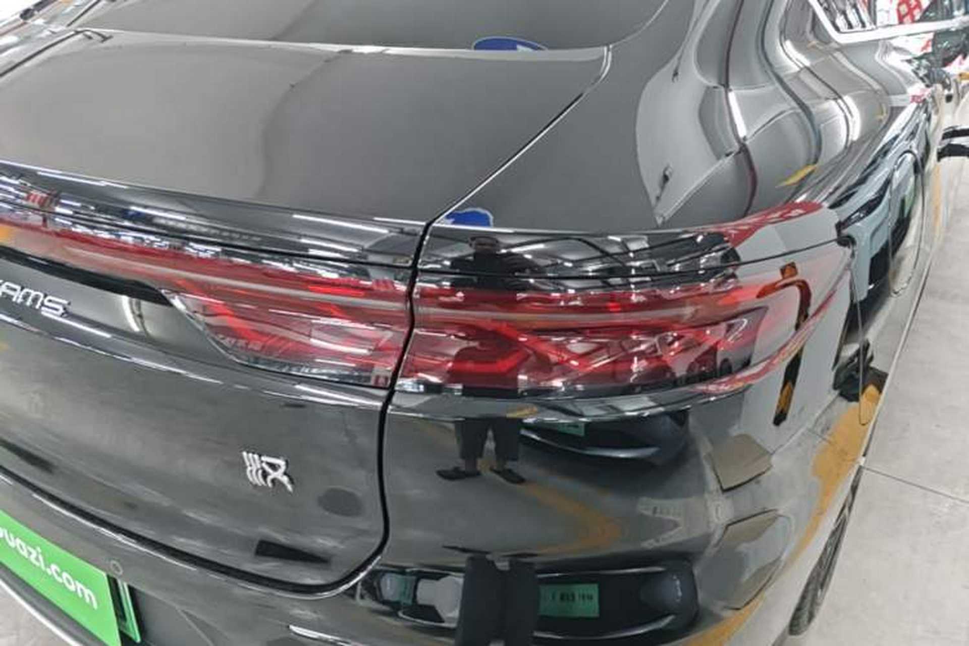 Used BYD Han 2025 DM-i 125KM Prestige Model Right Rear Taillight
