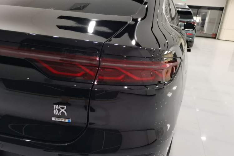Used BYD Han 2025 DM-i Smart Drive 125KM Elite Model Right Rear Taillight