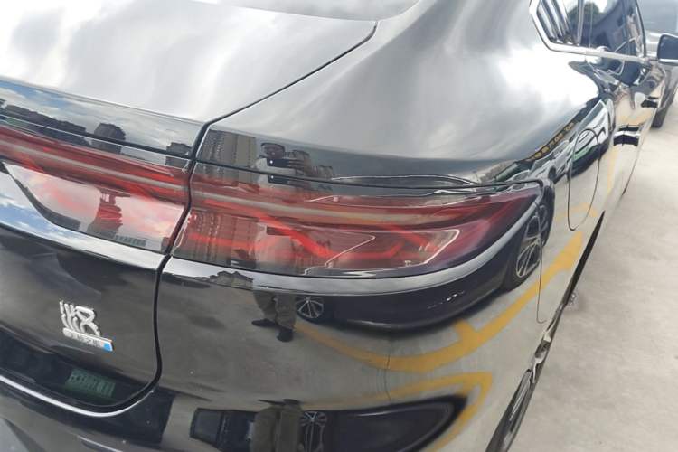 Used BYD Han 2025 EV Intelligent Driving Edition 605KM Prestige Model Right Rear Taillight