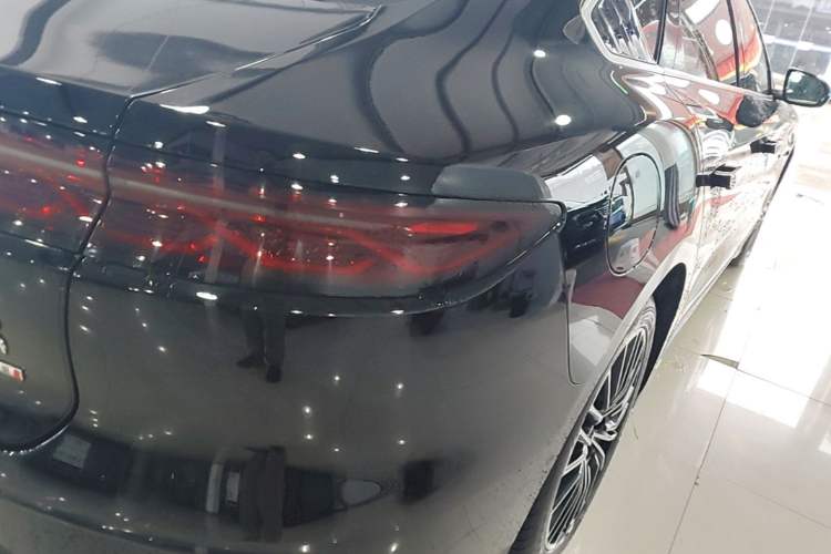 Used BYD Han 2025 DM-i Intelligent Driving Edition 125KM LiDAR Flagship Model Right Rear Taillight