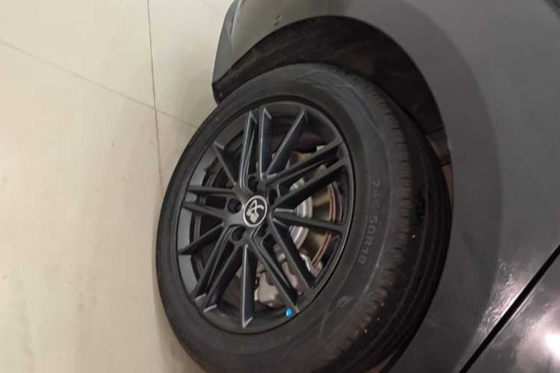 Used BYD Han 2025 DM-i Intelligent Driving Edition 245KM Prestigious Edition Right Rear Wheel Hub