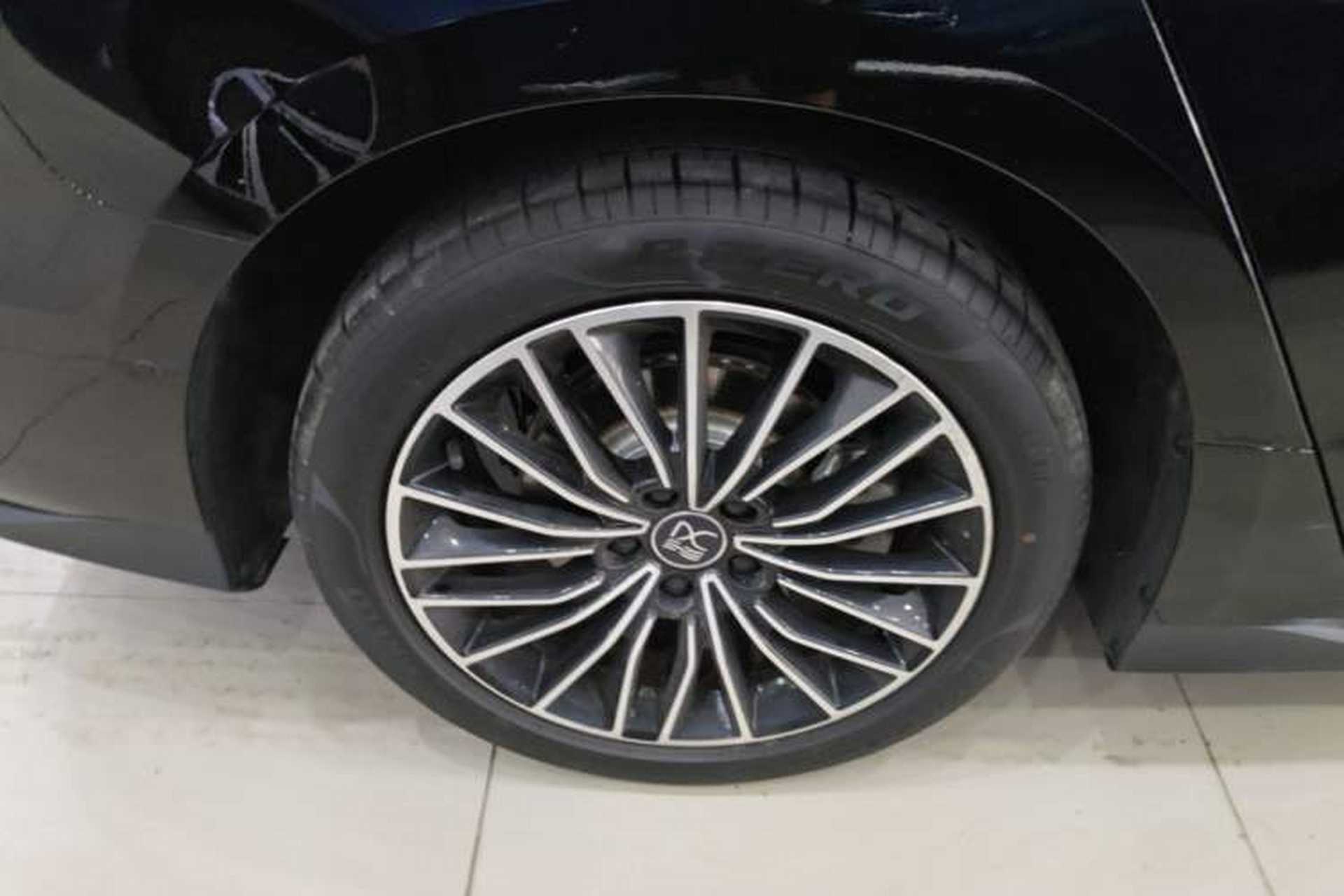 Used BYD Han 2025 DM-i Intelligent Driving Edition 125KM LiDAR Flagship Model Right Rear Wheel Hub