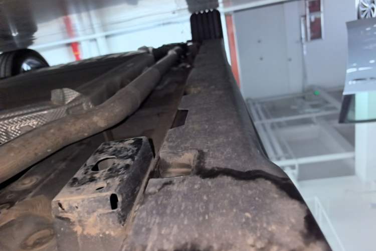 Used BYD Han 2025 DM-i Intelligent Driving Edition 125KM LiDAR Flagship Model Right Side Sill