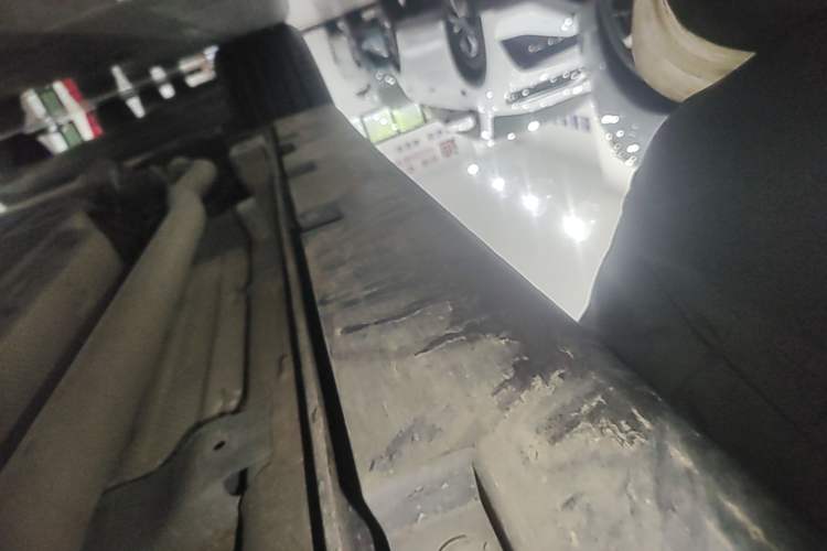 Used BYD Han 2025 DM-i Intelligent Driving Edition 125KM LiDAR Flagship Model Right Side Sill
