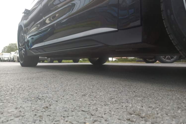Used BYD Han 2025 EV Intelligent Driving Edition 701KM LiDAR Flagship Model Right Side Sill