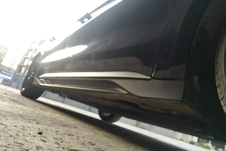 Used BYD Han 2025 DM-i Intelligent Driving Edition 245KM Prestigious Edition Right Side Sill