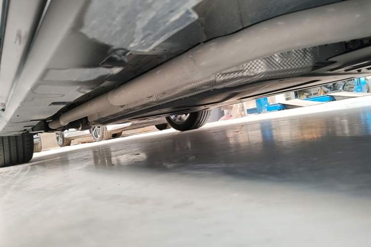 Used BYD Han 2025 DM-i Smart Drive 125KM Prestige Model Right Side Sill