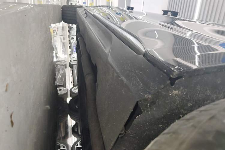 Used BYD Han 2025 DM-i 125KM Prestige Model Right Side Sill
