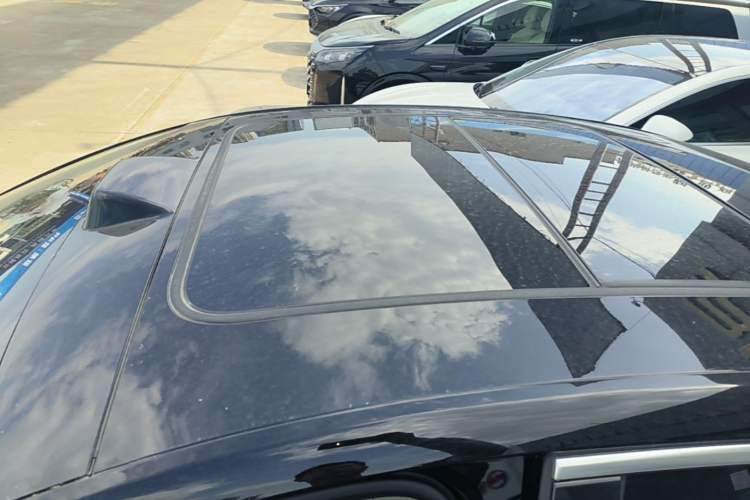 Used BYD Han 2025 DM-i Intelligent Driving Edition 125KM LiDAR Flagship Model Roof