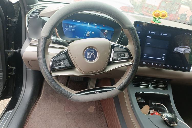 Used BYD Han 2025 DM-i 125KM Prestige Model Steering Wheel