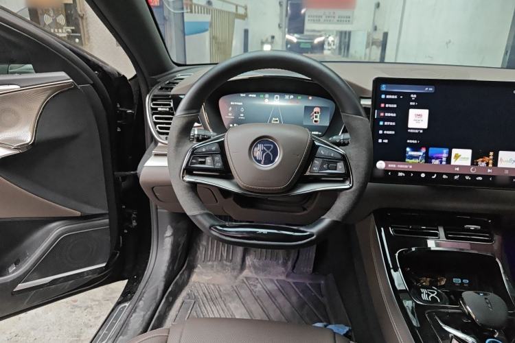 Used BYD Han 2025 DM-i Smart Drive 125KM Elite Model Steering Wheel