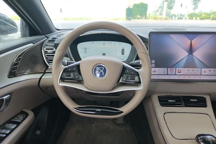 Used BYD Han 2025 DM-i 125KM Prestige Model Steering Wheel
