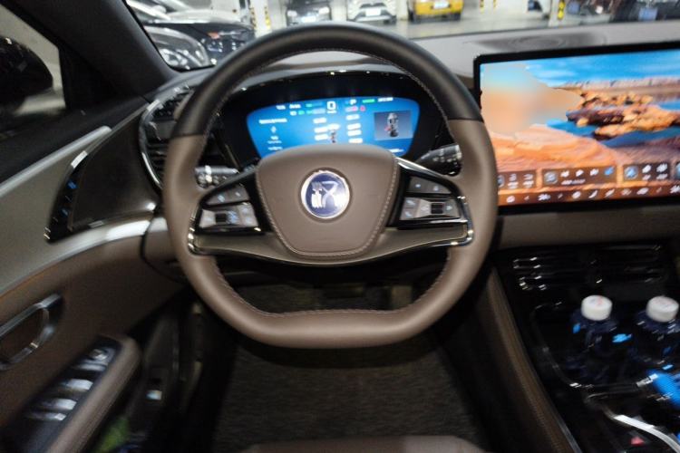 Used BYD Han 2025 EV Intelligent Driving Edition 605KM Prestige Model Steering Wheel