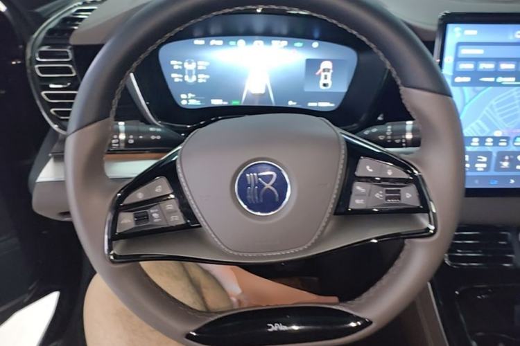 Used BYD Han 2025 DM-i 125KM Elite Model Steering Wheel