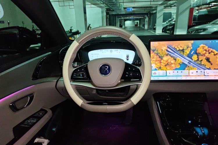 Used BYD Han 2025 DM-i 125KM Elite Model Steering Wheel