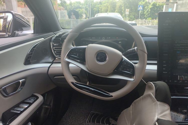 Used BYD Han 2025 EV 701KM Deluxe Edition Steering Wheel