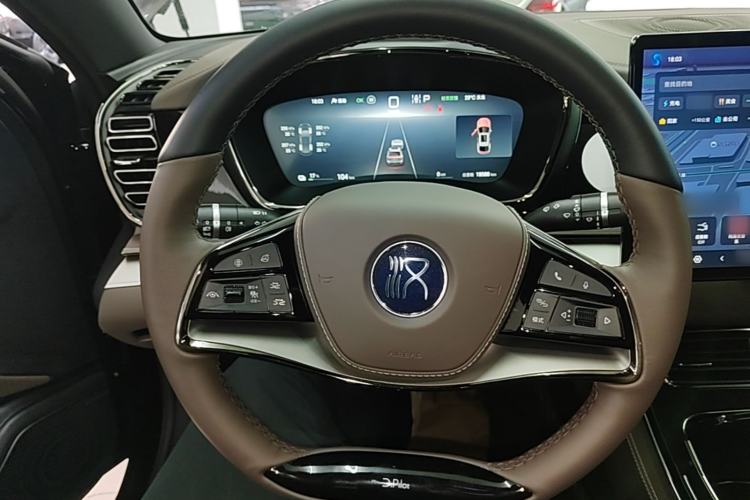 Used BYD Han 2025 EV 605KM Prestige Model Steering Wheel