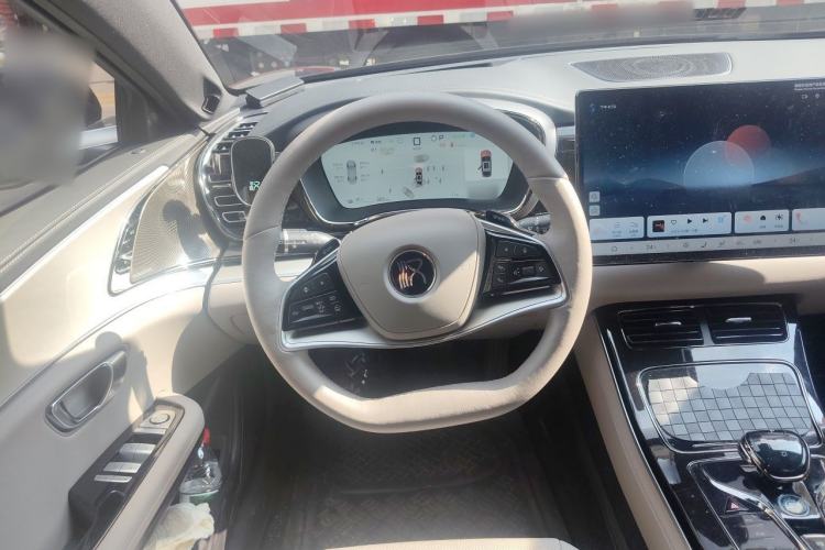 Used BYD Han 2025 EV Intelligent Driving Edition 701KM LiDAR Deluxe Model Steering Wheel