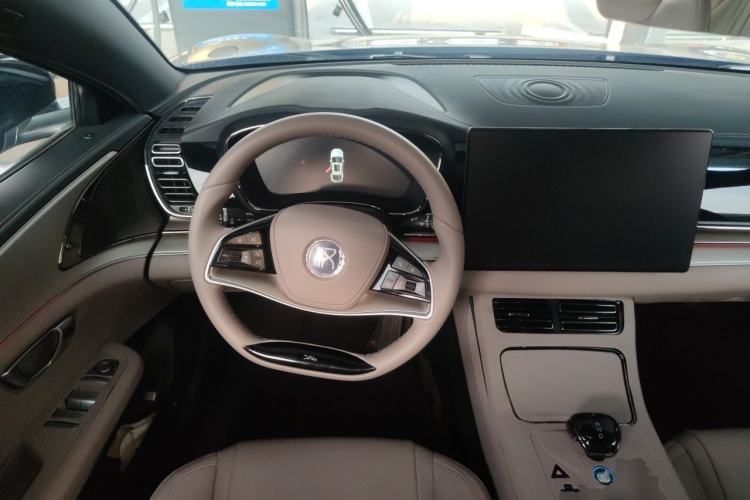 Used BYD Han 2025 DM-i 125KM Elite Model Steering Wheel