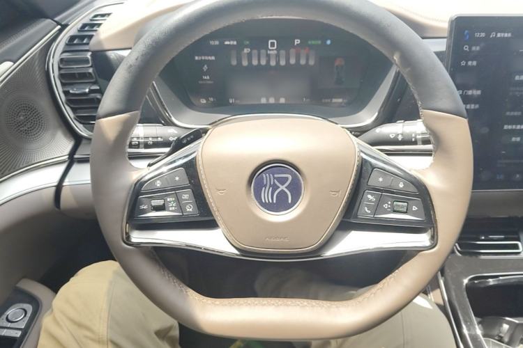 Used BYD Han 2025 EV Intelligent Driving Edition 605KM Prestige Model Steering Wheel