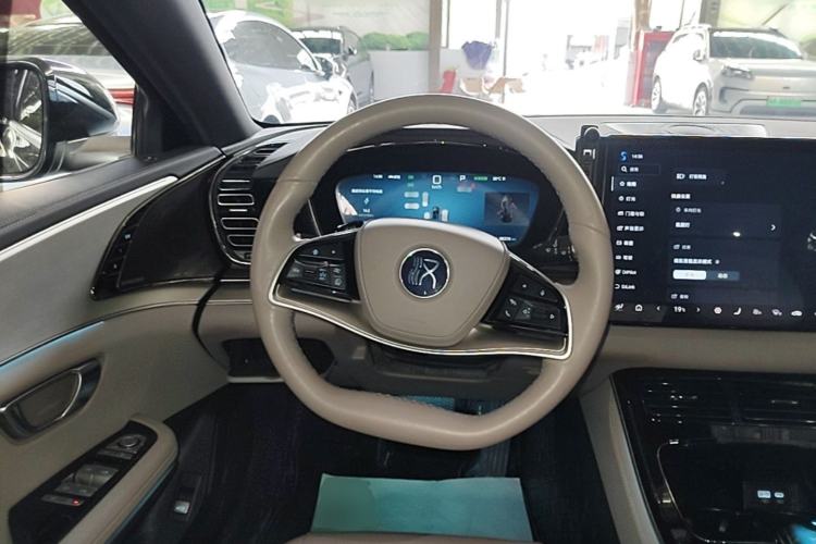 Used BYD Han 2025 EV Intelligent Driving Edition 605KM Prestige Model Steering Wheel