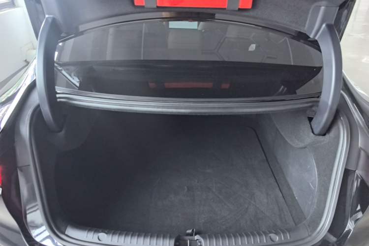 Used BYD Han 2025 DM-i Intelligent Driving Edition 125KM LiDAR Flagship Model Trunk