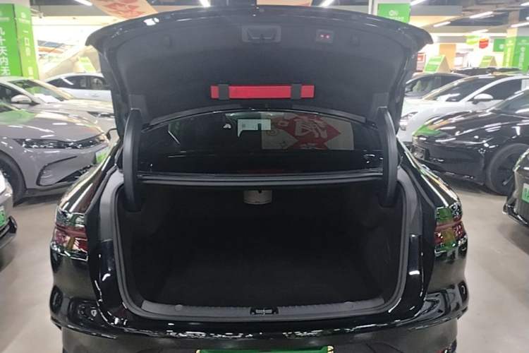 Used BYD Han 2025 DM-i Intelligent Driving Edition 125KM LiDAR Flagship Model Trunk
