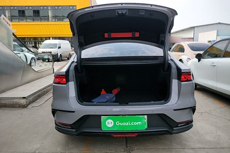 Used BYD Han 2025 DM-i 125KM Elite Model Trunk
