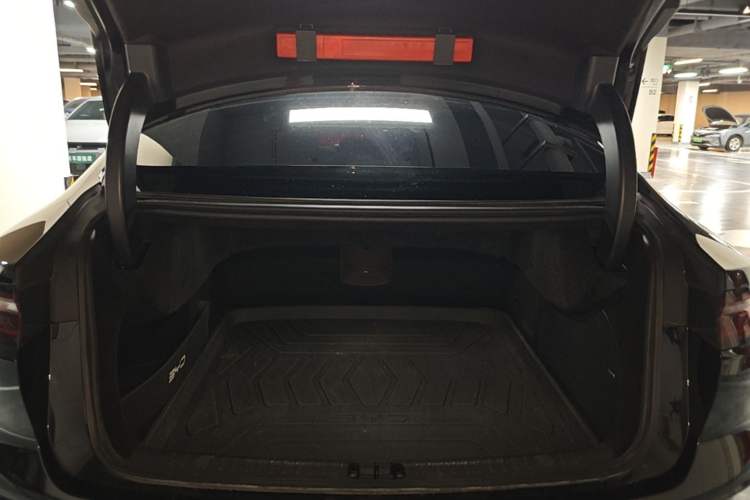 Used BYD Han 2025 EV Intelligent Driving Edition 605KM Prestige Model Trunk