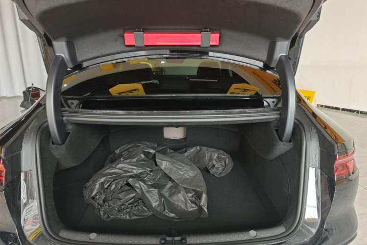 Used BYD Han 2025 DM-i Intelligent Driving Edition 125KM LiDAR Flagship Model Trunk