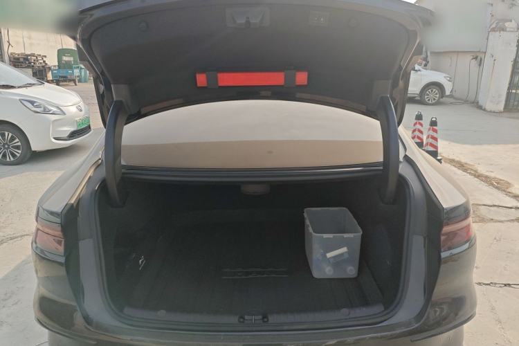 Used BYD Han 2025 EV with 701 km of Laser Radar-Enabled Intelligent Driving Trunk
