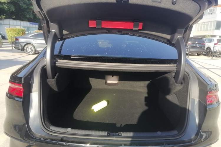 Used BYD Han 2025 DM-i Intelligent Driving Edition 125KM LiDAR Flagship Model Trunk