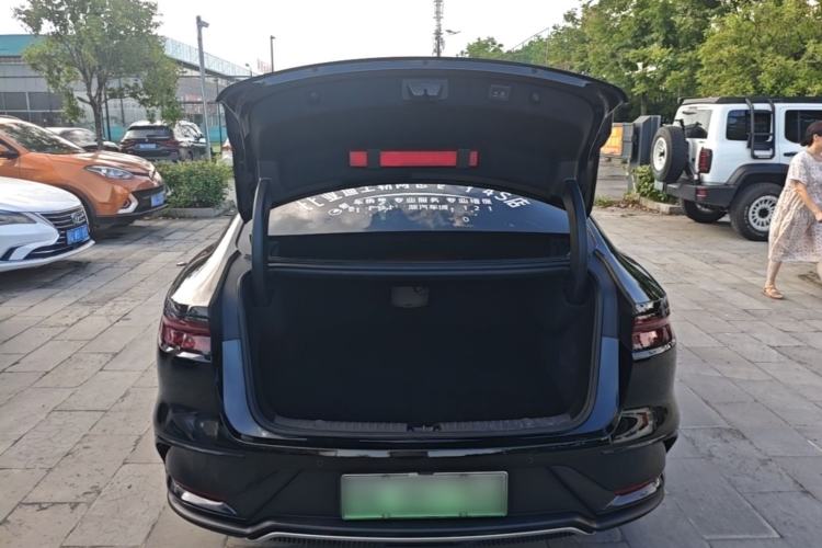 Used BYD Han 2025 EV Intelligent Driving Edition 701KM LiDAR Flagship Model Trunk