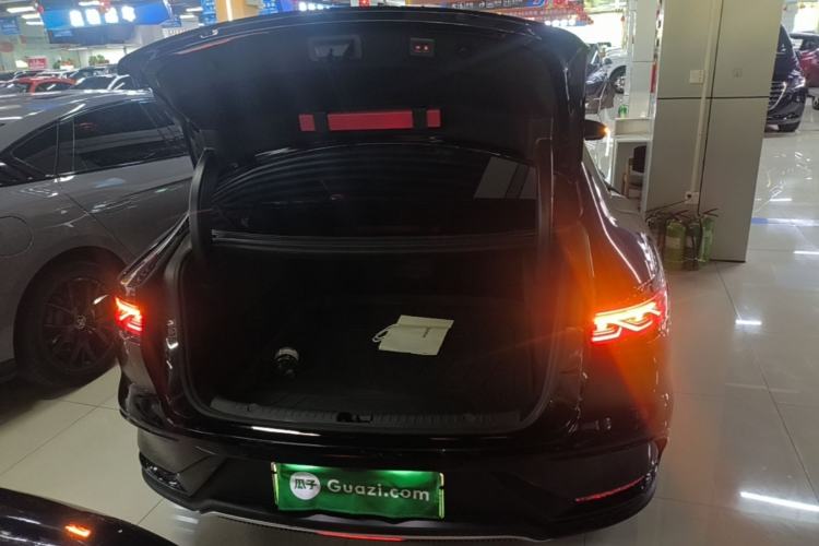 Used BYD Han 2025 DM-i Smart Drive 125KM Prestige Model Trunk