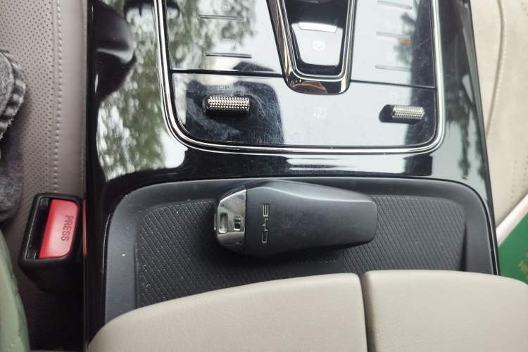 Used BYD Han 2025 EV 605KM Prestige Model Vehicle Key