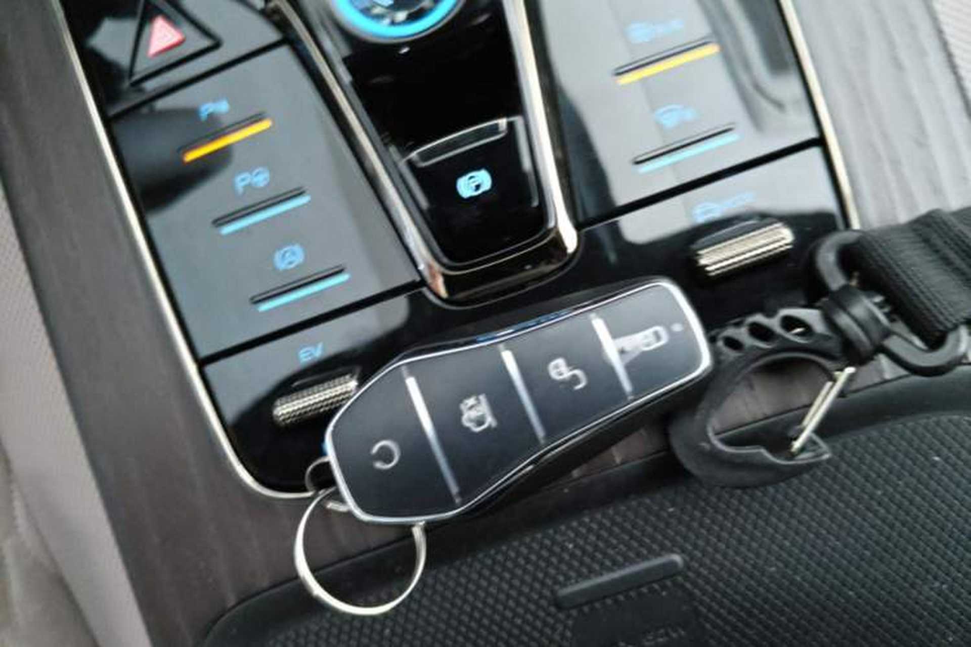 Used BYD Han 2025 DM-i Intelligent Driving Edition 125KM LiDAR Flagship Model Vehicle Key