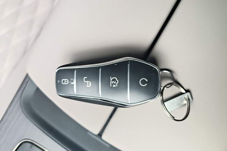Used BYD Han 2025 DM-i 125KM LiDAR-Powered Intelligent Driving Model Vehicle Key