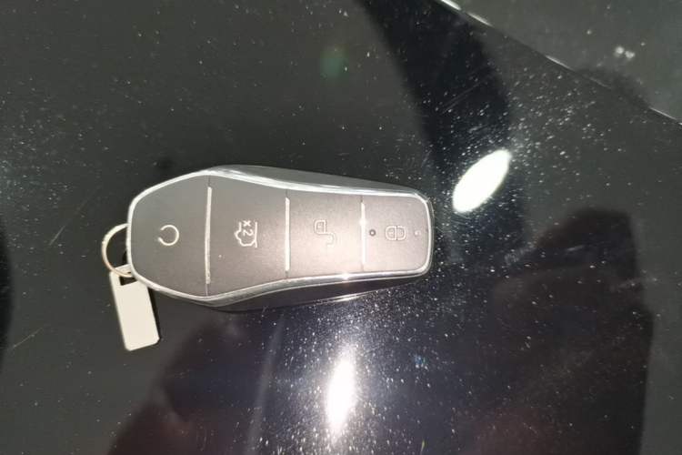 Used BYD Han 2025 DM-i Smart Drive 125KM Elite Model Vehicle Key
