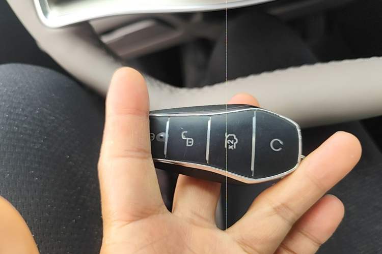 Used BYD Han 2025 DM-i Smart Drive 125KM Prestige Model Vehicle Key