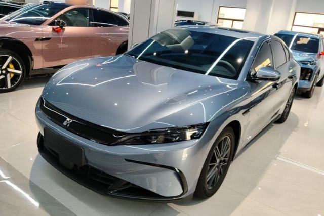 Used BYD Han 2025 DM-i Intelligent Driving Edition 245KM Prestigious Edition