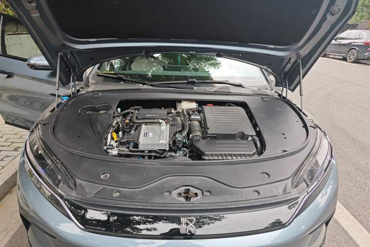 Used BYD Han 2025 DM-i Intelligent Driving Edition 245KM Prestigious Edition Engine Bay