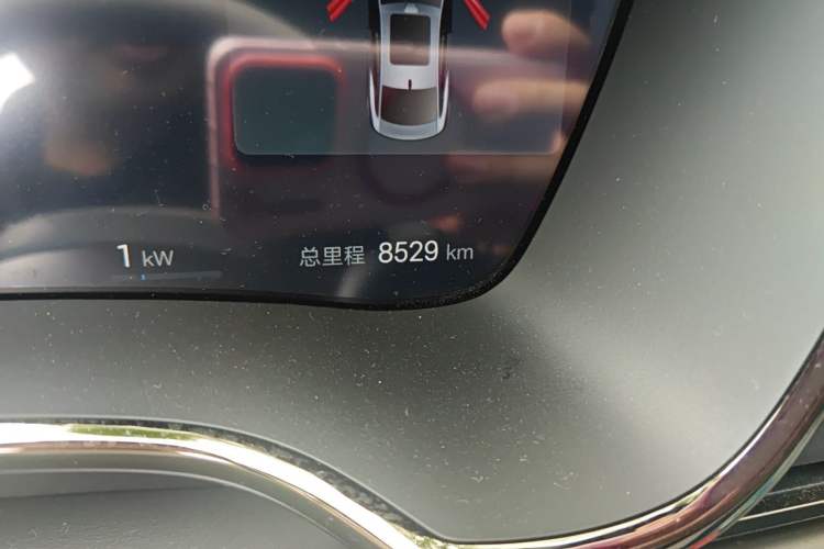 Used BYD Han 2025 DM-i Intelligent Driving Edition 245KM Prestigious Edition Odometer Close Up