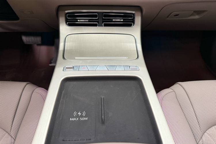 Used BYD Han 2025 DM-i Intelligent Driving Edition 245KM Prestigious Edition Interior 3