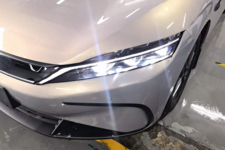 Used BYD Han 2025 DM-i Intelligent Driving Edition 245KM Prestigious Edition Left Front Headlight