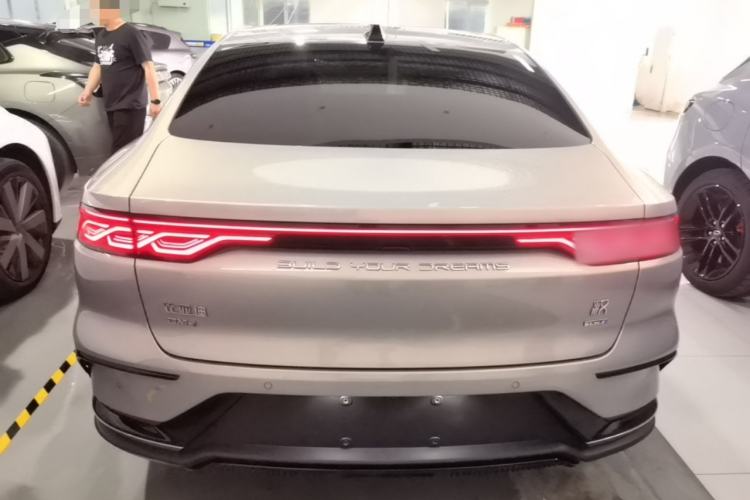 Used BYD Han 2025 DM-i Intelligent Driving Edition 245KM Prestigious Edition Rear