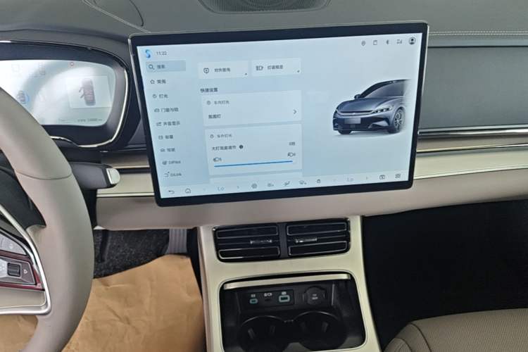 Used BYD Han 2025 Model DM-i Intelligent Driving Edition 245KM Prestige Audio And AC Panel