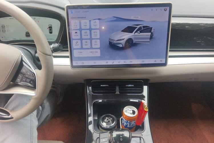 Used BYD Han 2025 DM-i Smart Drive 125KM Prestige Model Audio And AC Panel