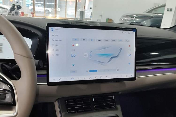 Used BYD Han 2025 DM-i Intelligent Driving Edition 125KM LiDAR Flagship Model Audio And AC Panel