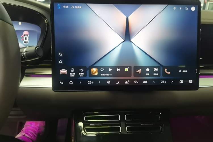 Used BYD Han 2025 DM-i 125KM Elite Model Audio And AC Panel