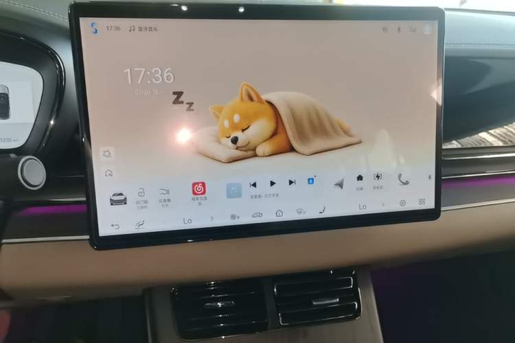 Used BYD Han 2025 EV with 701 km of Laser Radar-Enabled Intelligent Driving Audio And AC Panel